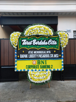 Papan Bunga Duka di Koto Lolo