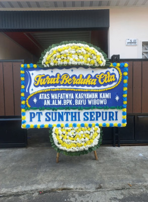 Papan Bunga Duka di Koto Lolo